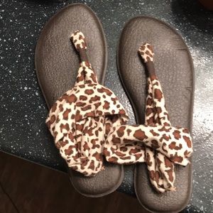 Leopard print Sandles!